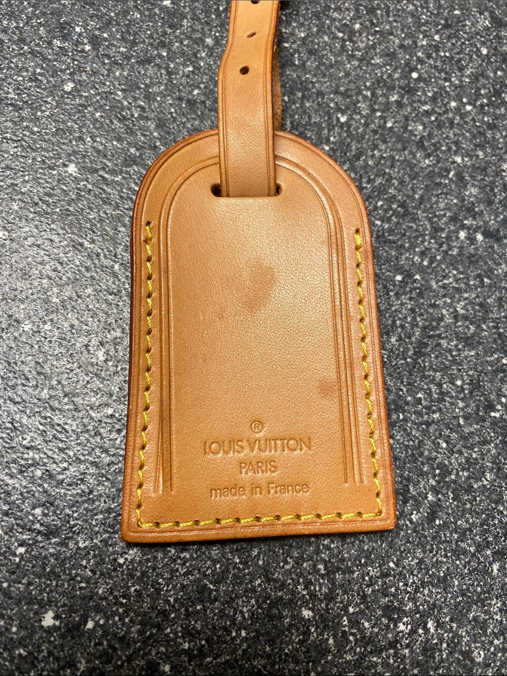Louis Vuitton Tan Leather Luggage Tag with Gold-Tone Buckle - Picture 11 of 11